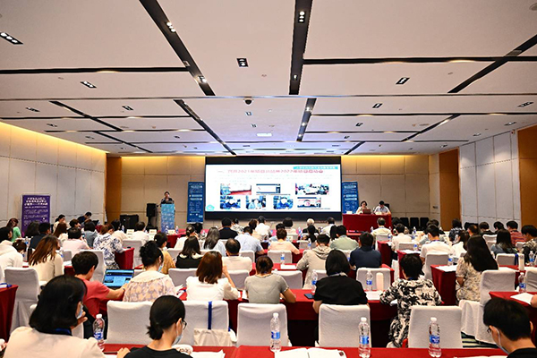 真人庄闲游戏官网助力大学生抗艾防艾宣传教育项目再起航